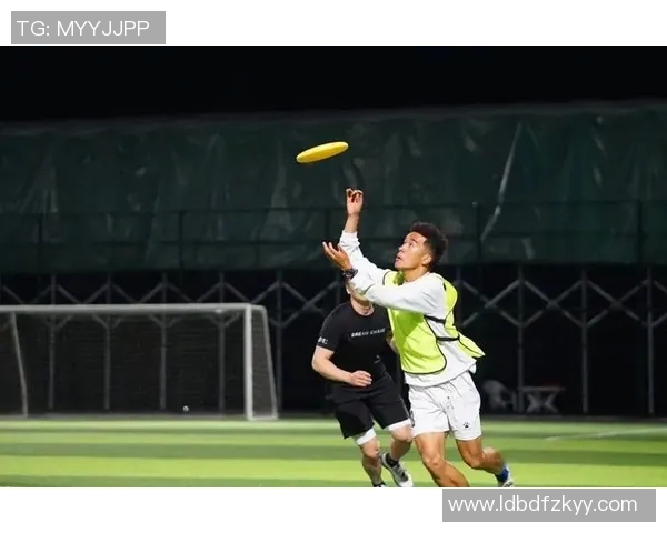 南京飞盘队飞盘意识排名创新高展现团队实力与竞技水平