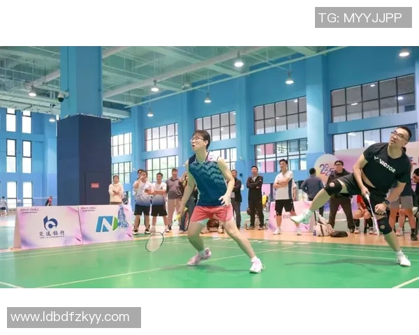 羽毛球专题：深入探讨杭州羽毛球队在耐力训练中的创新与成就