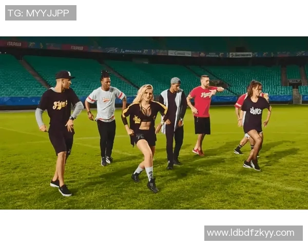 耐克足球明星汇聚超级巨星展现无与伦比的竞技魅力与风采