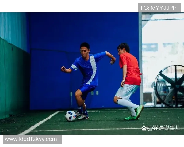 假恋爱背后的真相足球明星如何利用感情炒作形象与人气